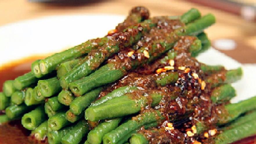 麻酱拌豆角。