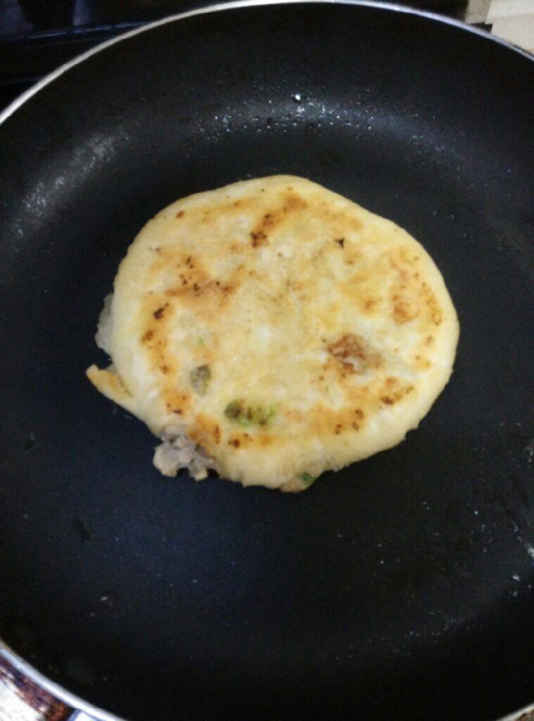 青椒肉馅馅饼