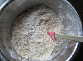 全麦桃,再次混合生面粉和熟面粉，