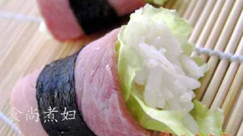 火腿饭团
