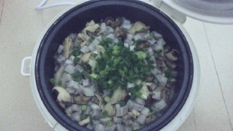 电饭煲咸鸡饭