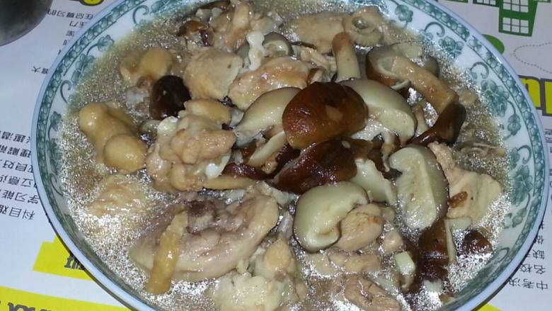 香菇烧鸡腿