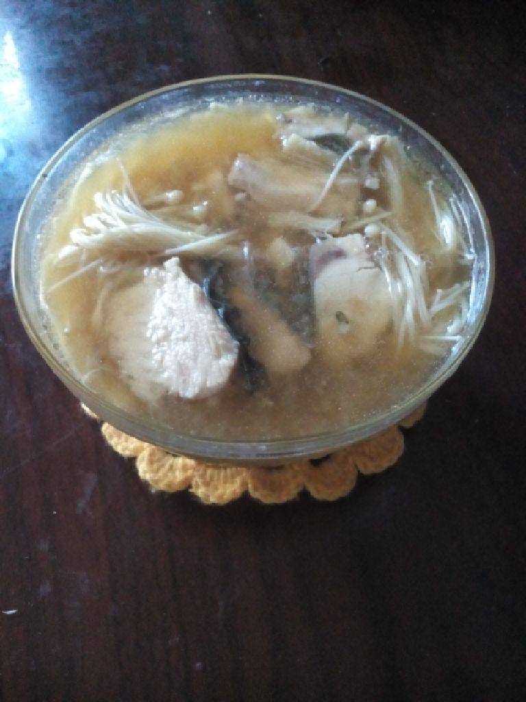 金针菇滚鲩鱼片