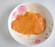 奥尔良奶酪鸡排,混合抓匀腌制半小时