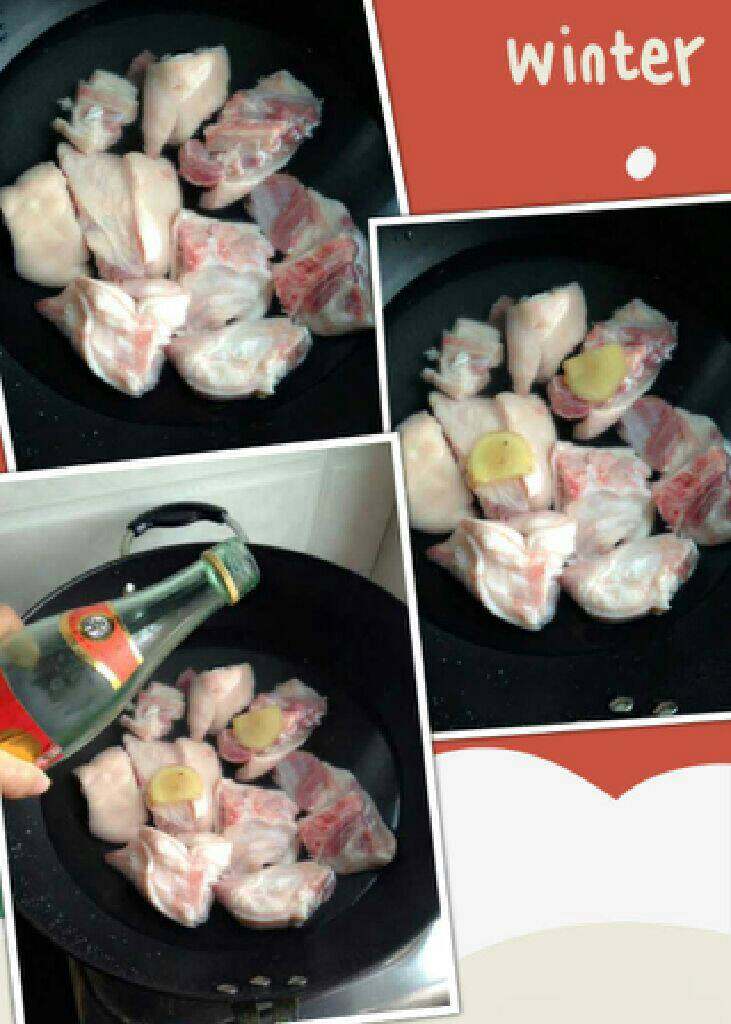 萝卜猪蹄汤（下奶的）,将猪蹄倒入锅中，放入冷水，放两片生姜，倒适量料<a style='color:red;display:inline-block;' href='/shicai/ 13417'>酒</a>