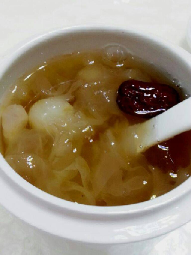 银耳羹