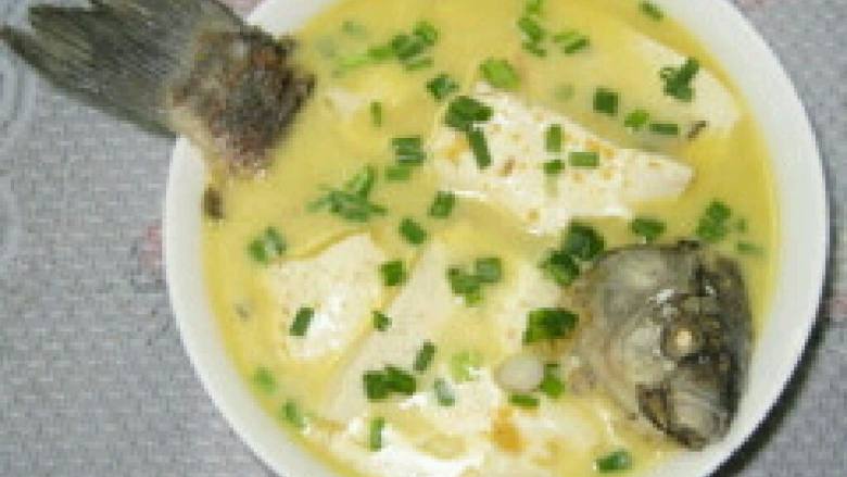 DIY鲫鱼豆腐汤