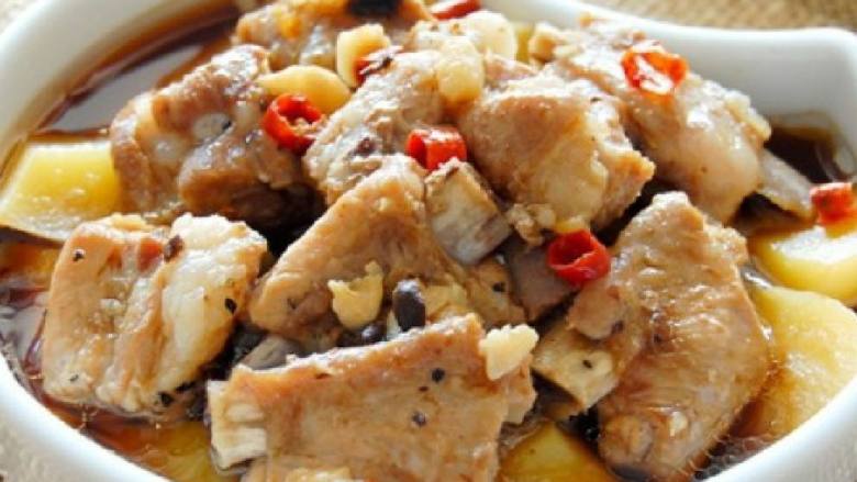 豆椒蒸土豆排骨