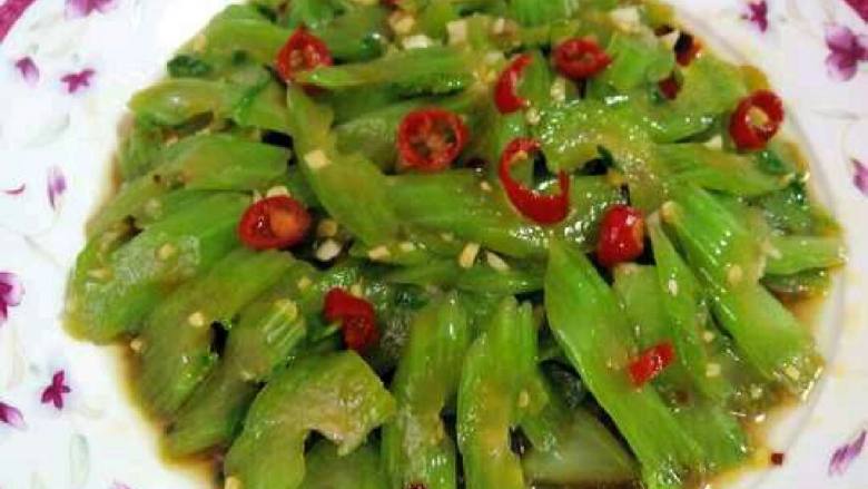 自制【凉拌青菜梗】