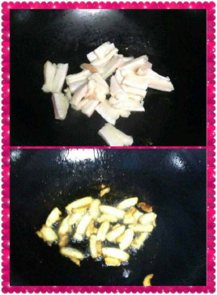 木耳炒肉,锅里不用放油把肥肉放进去炸出油来。