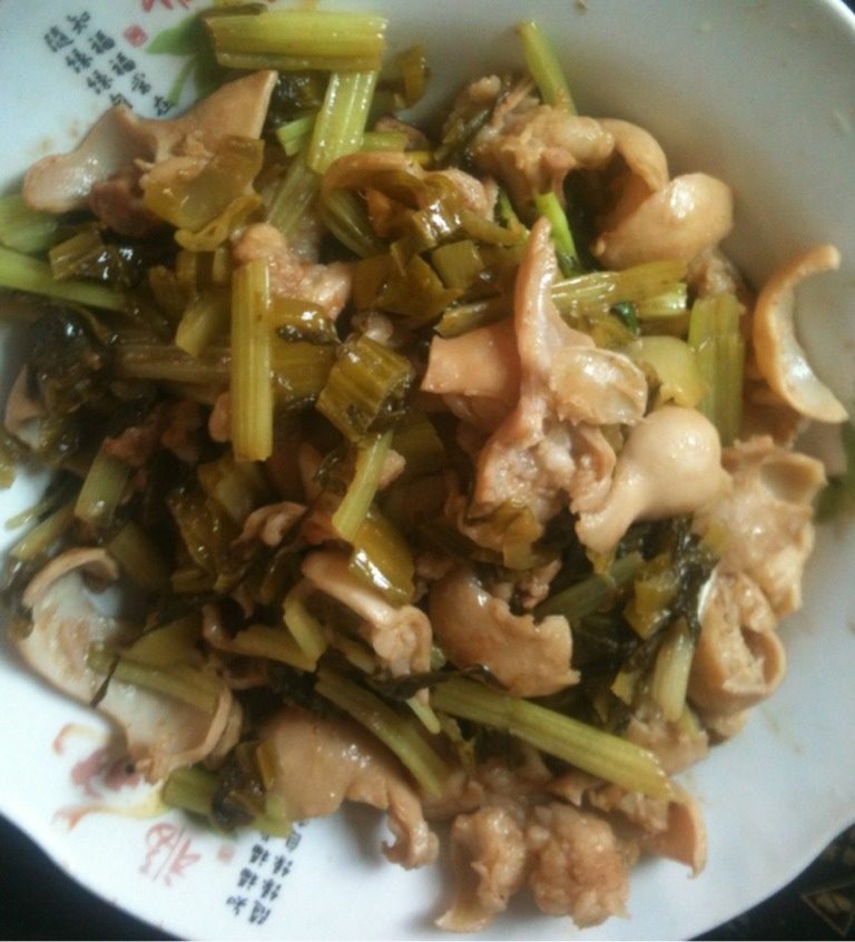 酸菜熘大肠