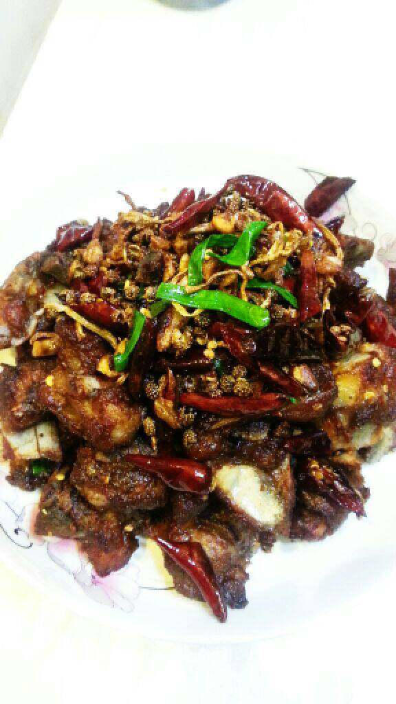 干香麻辣排骨,出锅,享受美味!