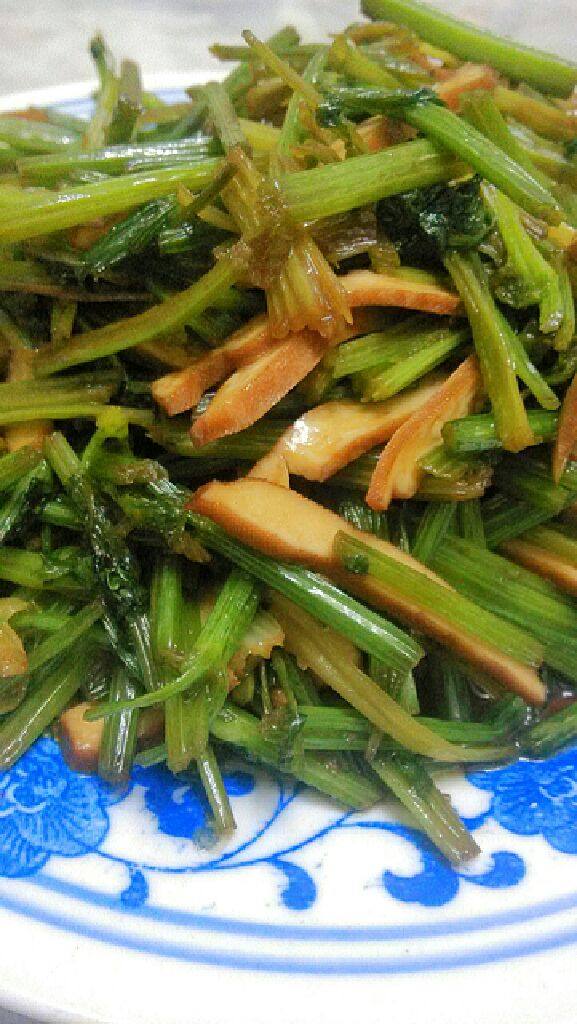 美味芹菜炒香干