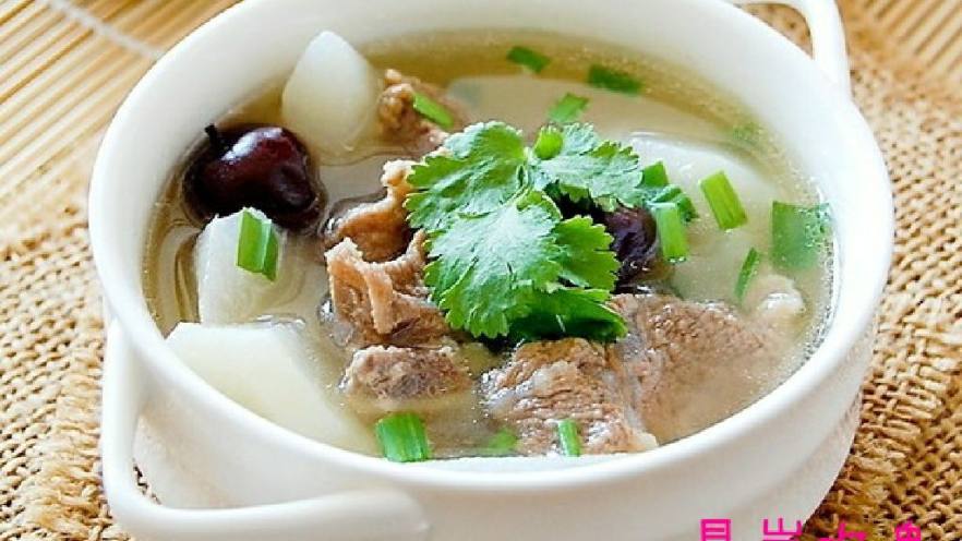 冬日御寒萝卜羊肉汤