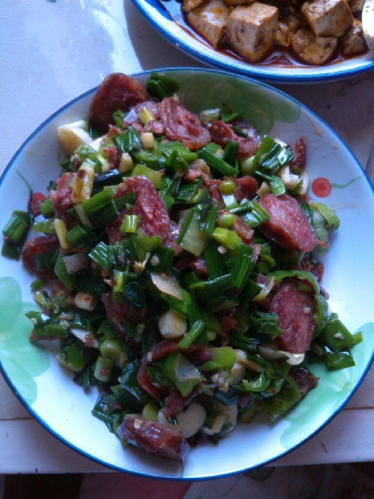 腊肉炒蒜苗