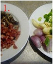 腊味糯米饭蟹煲,腊肠，腊肉洗净，切粒；<a style='color:red;display:inline-block;' href='/shicai/ 289'>虾米</a>热水浸泡；