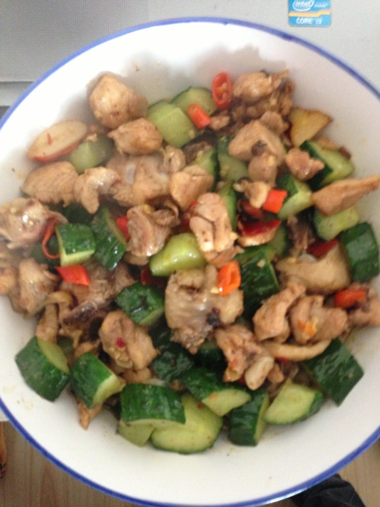青瓜炒鸡腿