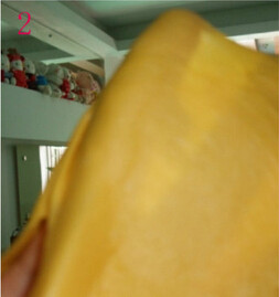 纯粹胡萝卜吐司,把材料中除无盐黄油外的材料揉成光滑状,加入无盐黄油揉至薄膜状
