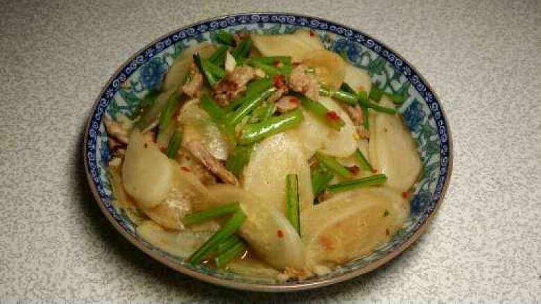 自创【白萝卜炒肉】