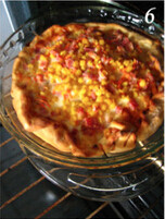 私房芝加哥深盘pizza,烤箱预热230C,烤15min,转低到190 C, 烤15min