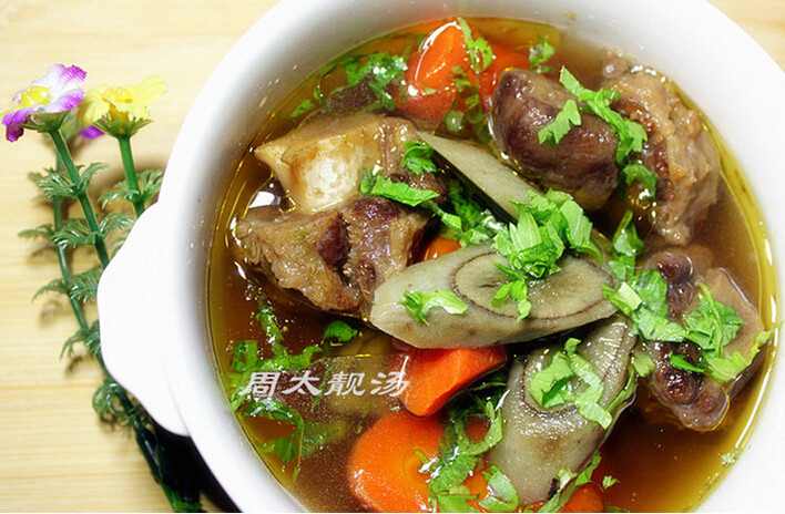 牛蒡牛尾汤