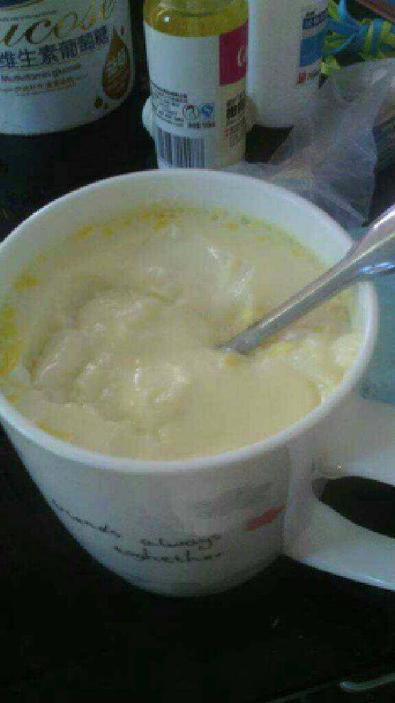 牛奶炖蛋（现场直播）,入口即滑。很好吃