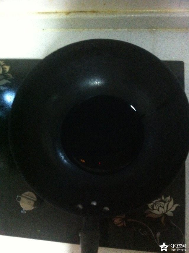 牛肉炖菜,上炒锅,放油加热