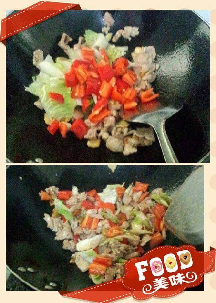 小白菜炒肉,倒入白菜苔和红椒翻炒，