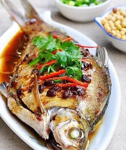 黄豆酱蒸鱼