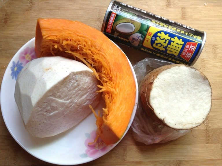 潮三食,如图准备食材,去皮备用
