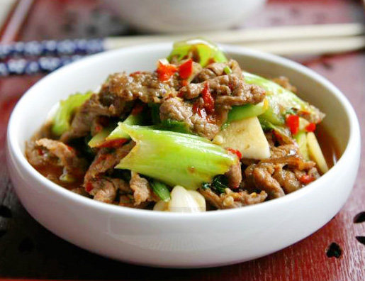 泡椒牛肉炒盖菜