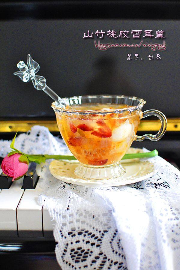 山竹桃胶蔓越莓雪耳羹