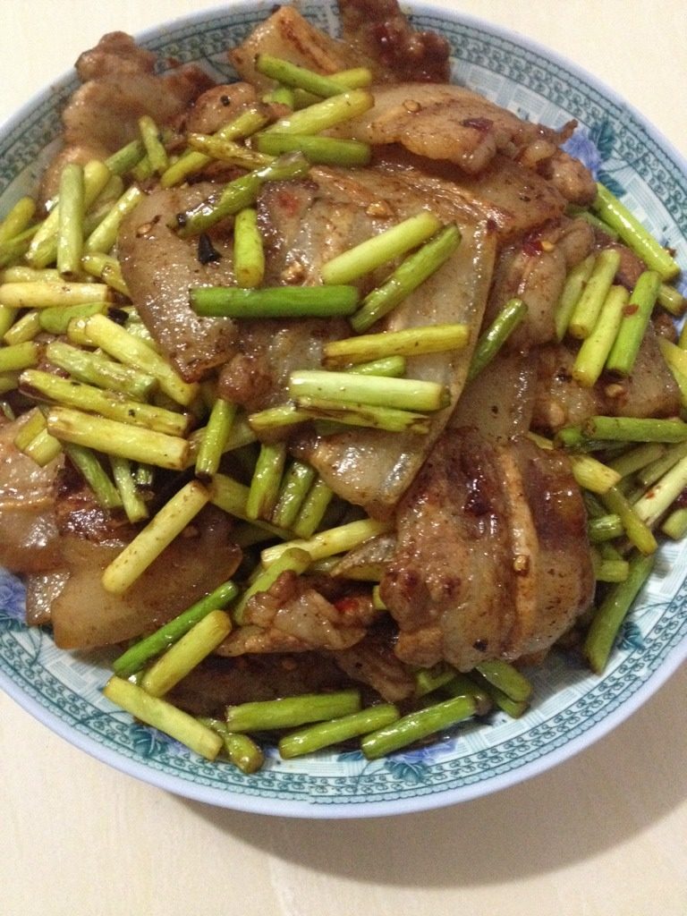 蒜薹五花肉