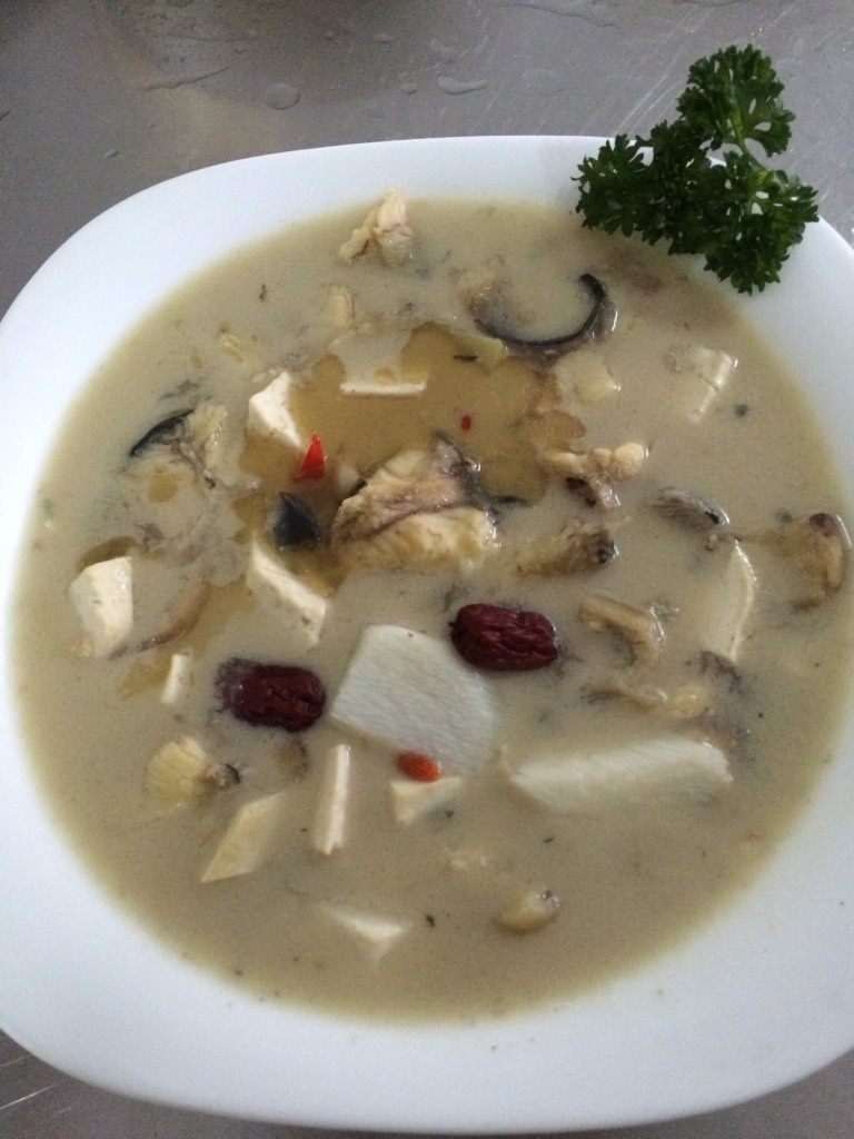 鲶鱼炖豆腐