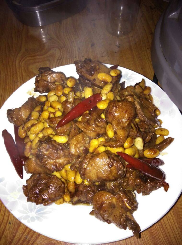 黄豆烧鸭肉