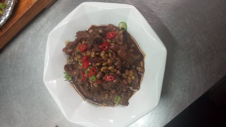 啤酒炖嫩鸭