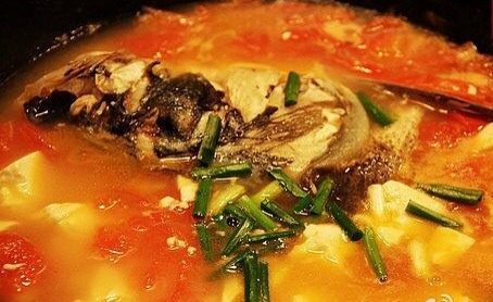 番茄鱼头豆腐汤