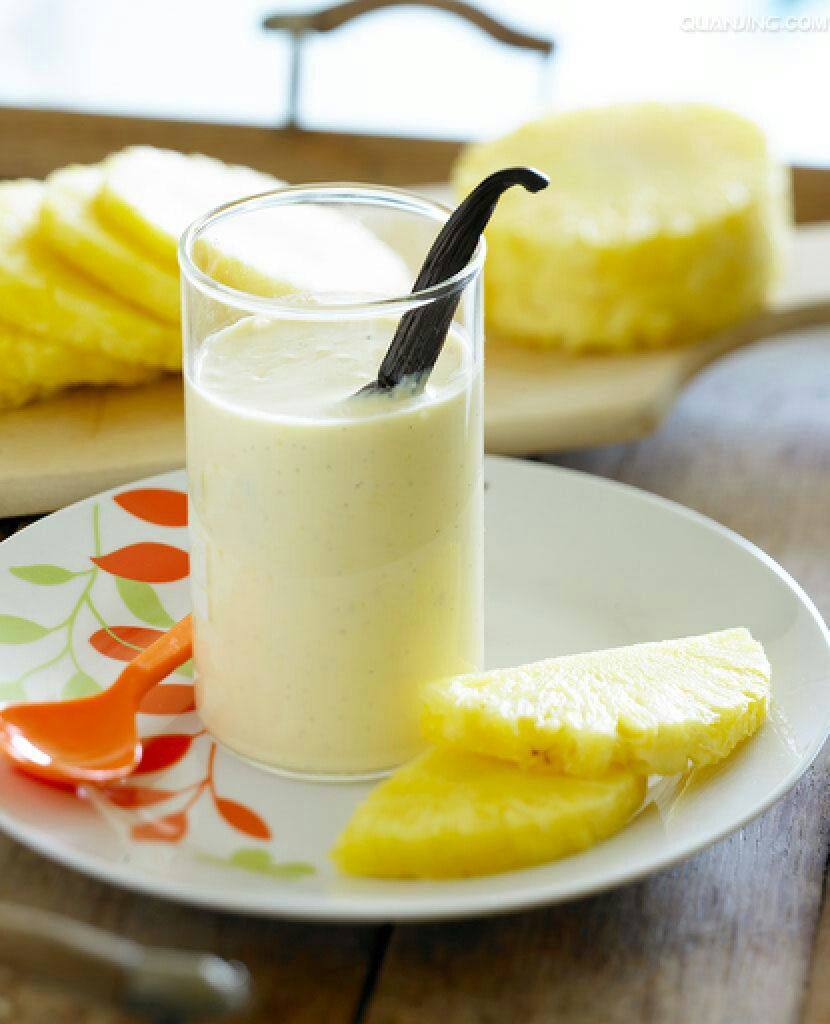 菠萝奶昔