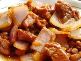 洋葱炒肉