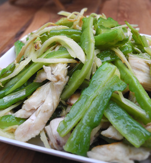 姜丝苦瓜炒鸡块