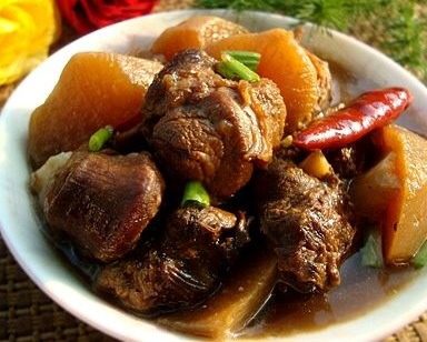 羊肉烧萝卜