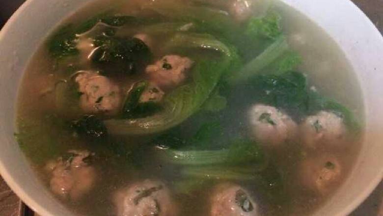 青菜丸子汤