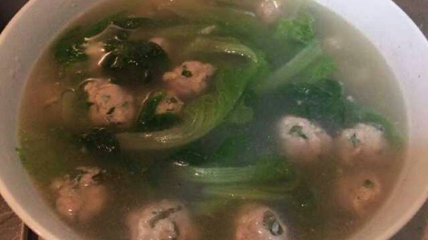 青菜丸子汤