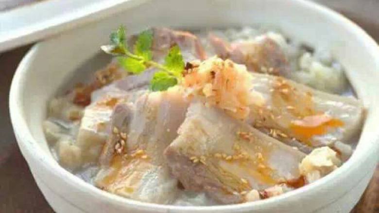 【酸菜白肉】n