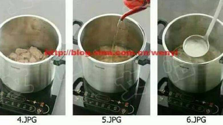 【蜜汁排骨】,2）锅用大火烧热，倒入油，待油5成热时，放入葱段，姜片，大蒜煸炒出香味，然后放肋排翻炒至变色（大约1分钟左右），倒入清水煮开后撇去浮沫