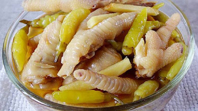 秘制泡椒鸡爪
