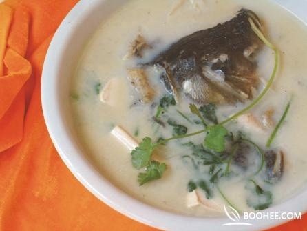 鱼头豆腐汤