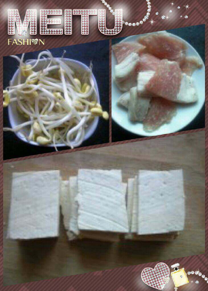 韩国部队火锅,将肥瘦相间的带皮猪肉切片,豆芽洗净,豆腐切块。火腿切片。