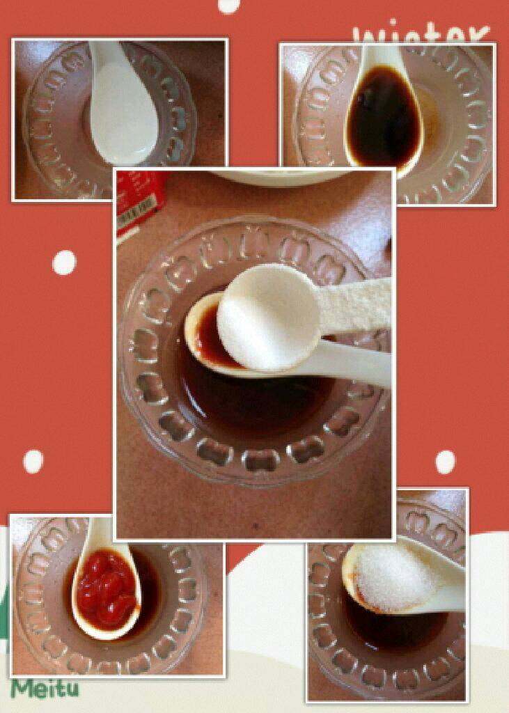 自制【菠萝咕噜肉】,调料汁：1勺<a style='color:red;display:inline-block;' href='/shicai/ 715'>白醋</a>，1勺<a style='color:red;display:inline-block;' href='/shicai/ 788'>生抽</a>，1勺糖，1勺<a style='color:red;display:inline-block;' href='/shicai/ 699'>番茄酱</a>，1勺盐。