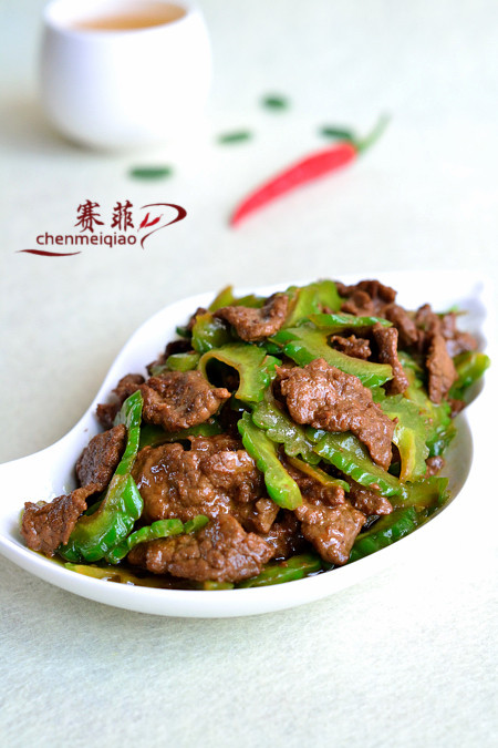 葱香苦瓜炒牛肉